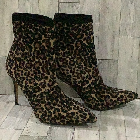 Something navy women’s black animal print heel boots size 9.5 - Picture 1 of 10